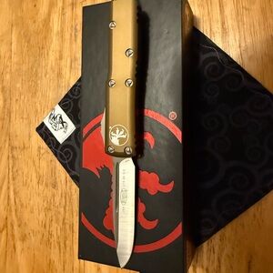 MICROTECH UTX 85- Automatic Pocket Knife